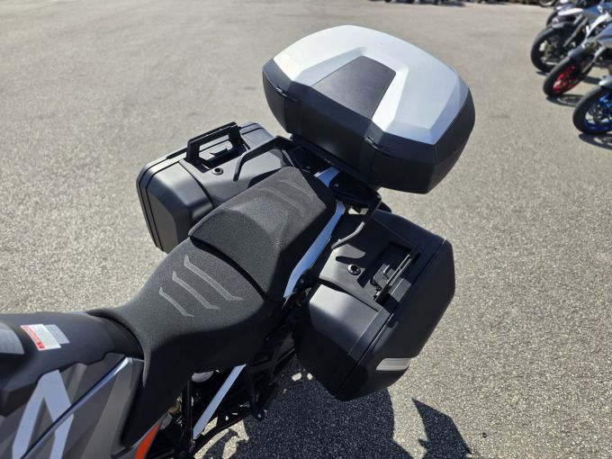 KTM 1290 SUPER ADVENTURE S 4