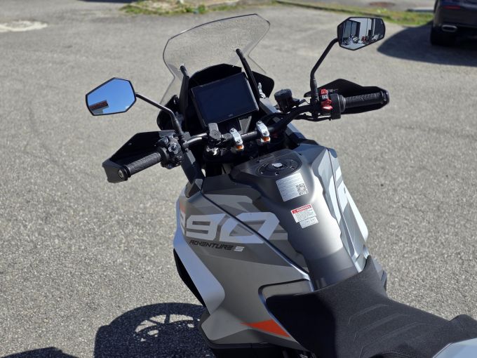 KTM 1290 SUPER ADVENTURE S 4