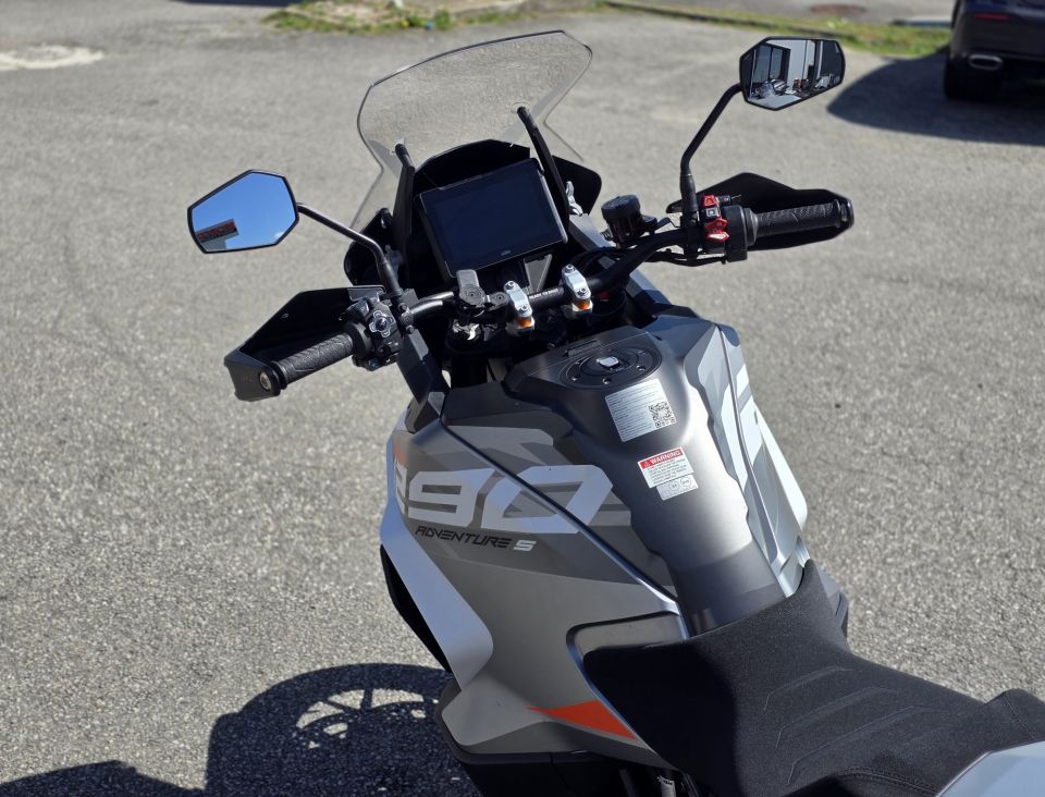 KTM 1290 SUPER ADVENTURE S 4