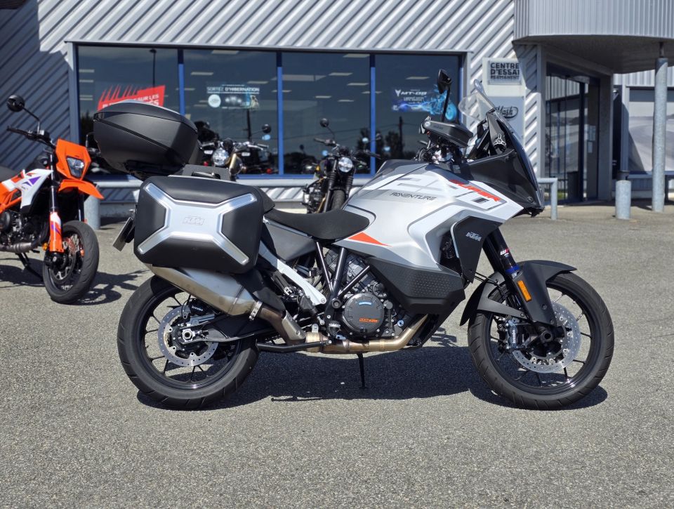 KTM 1290 SUPER ADVENTURE S 4