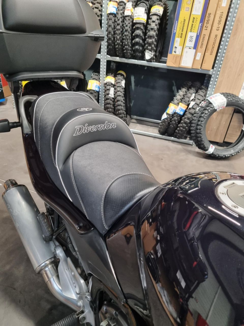 YAMAHA XJ 600 DIVERSION 4