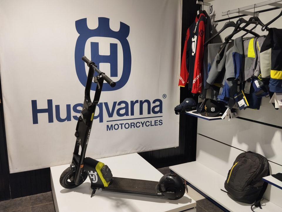 HUSQVARNA HUSQVARNA TROTTINETTE SKUTTA 4