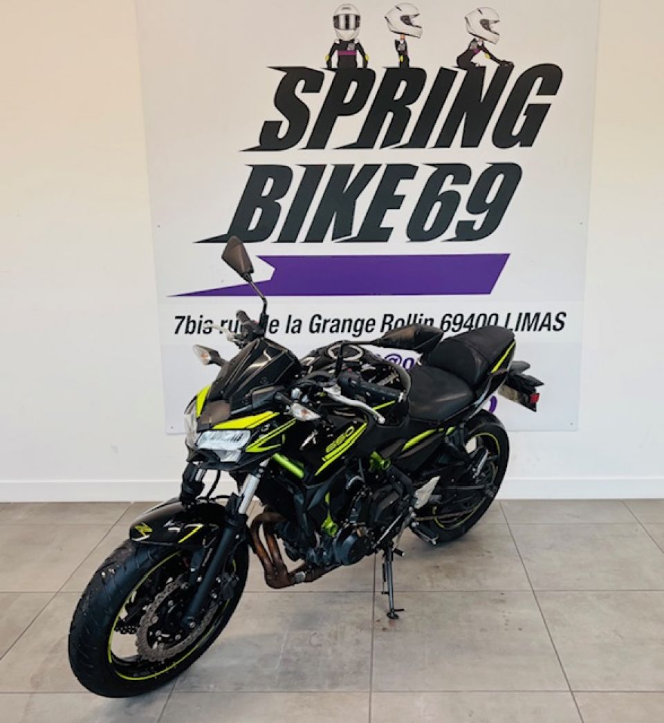 KAWASAKI Z 650 (47.5CV) 4