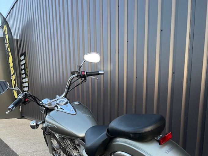 YAMAHA XV 125 4