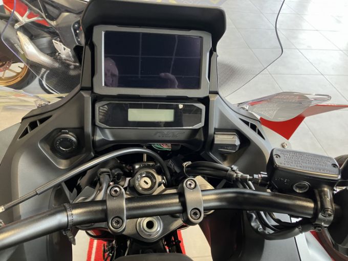 HONDA NT1100 4