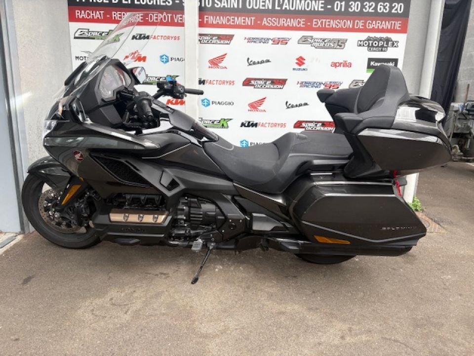 HONDA GL 1800 GOLDWING DCT 4