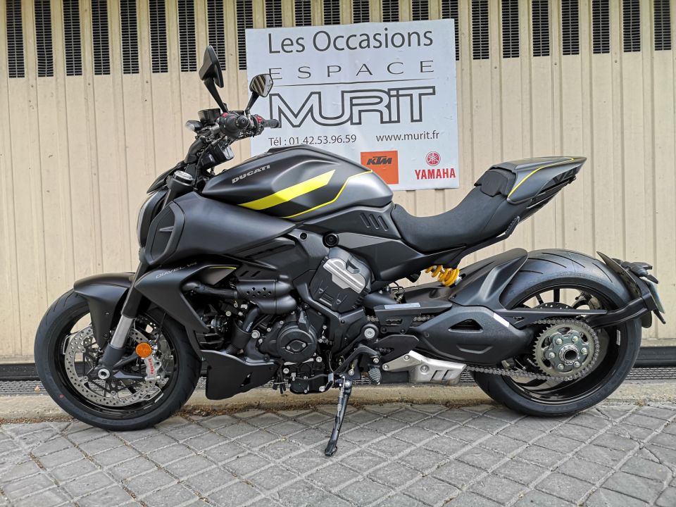 DUCATI DIAVEL V4 4