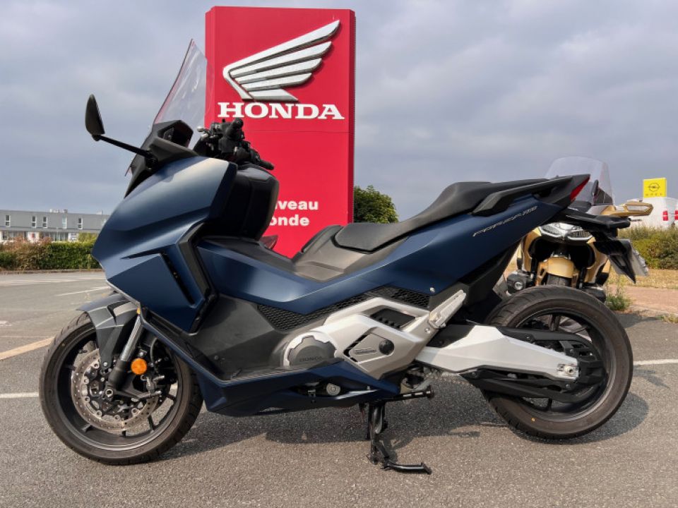 HONDA NSS FORZA 750 4