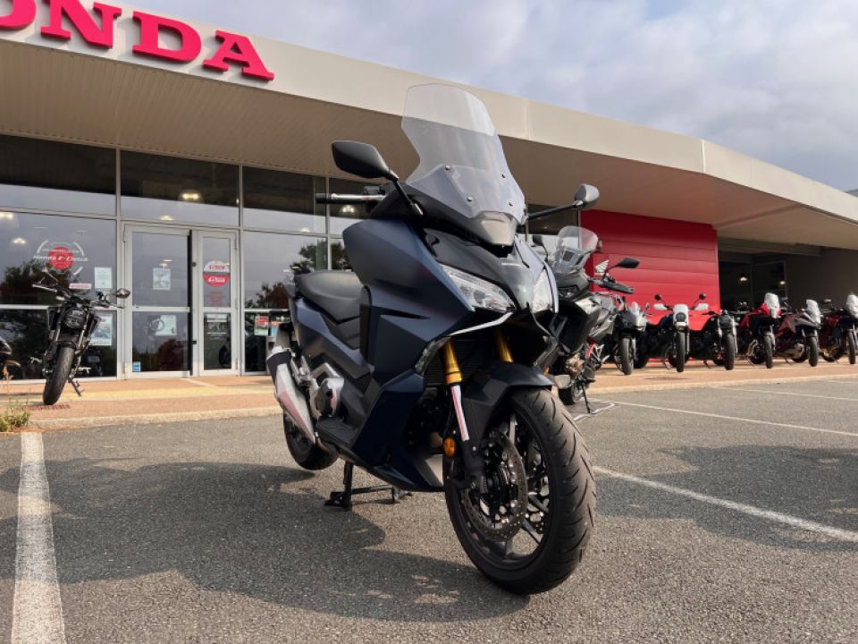 HONDA NSS FORZA 750 4