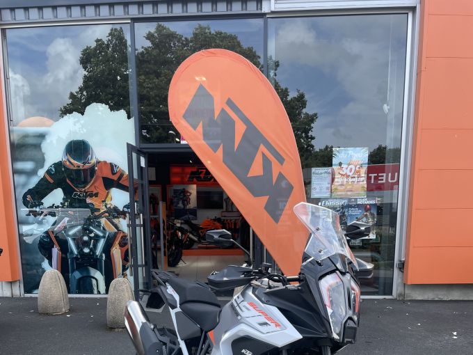 KTM 1290 SUPER ADVENTURE S 4