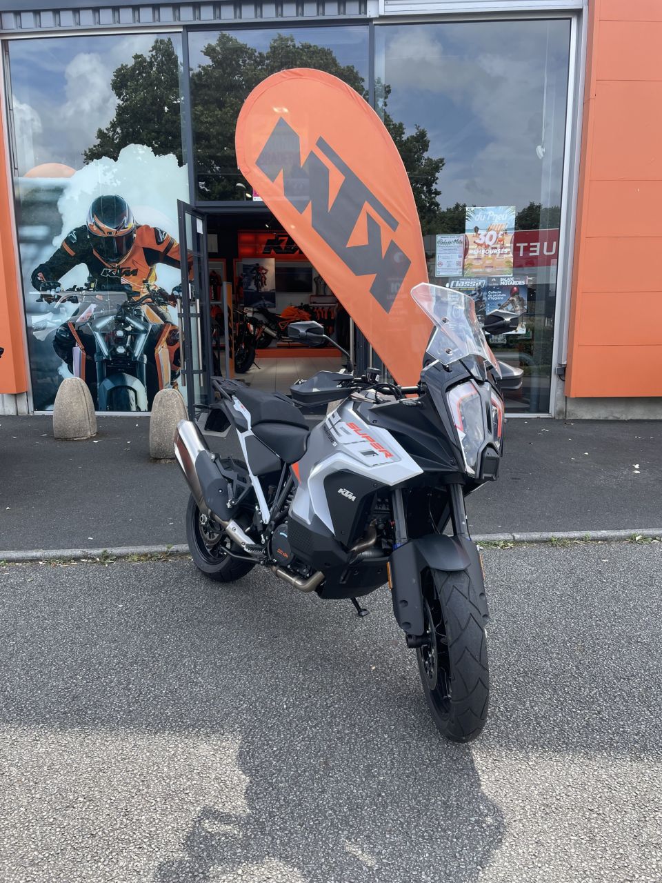 KTM 1290 SUPER ADVENTURE S 4
