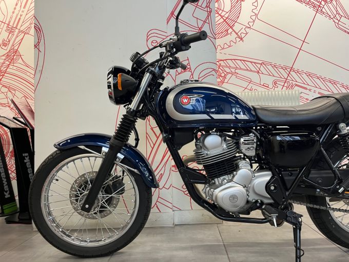 KAWASAKI W 230 4