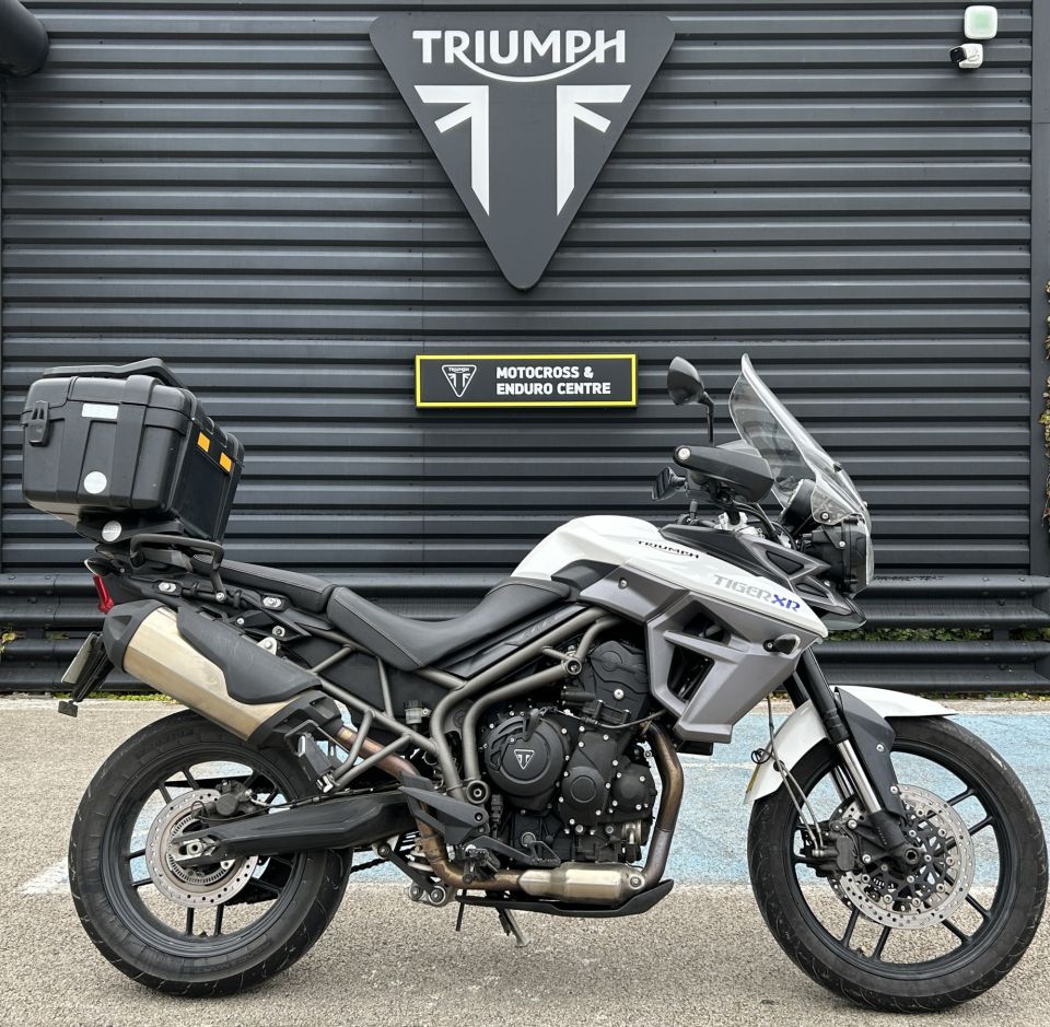 TRIUMPH TIGER 800 XR 4