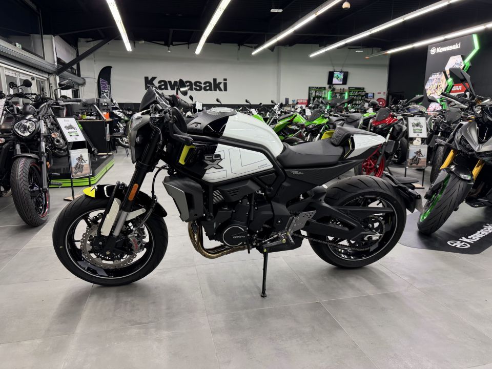 CF MOTO 700 CL-X Sport 4