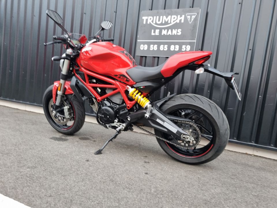 DUCATI MONSTER 797 4