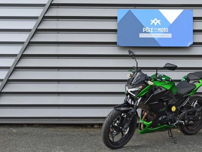 KAWASAKI Z 300 4