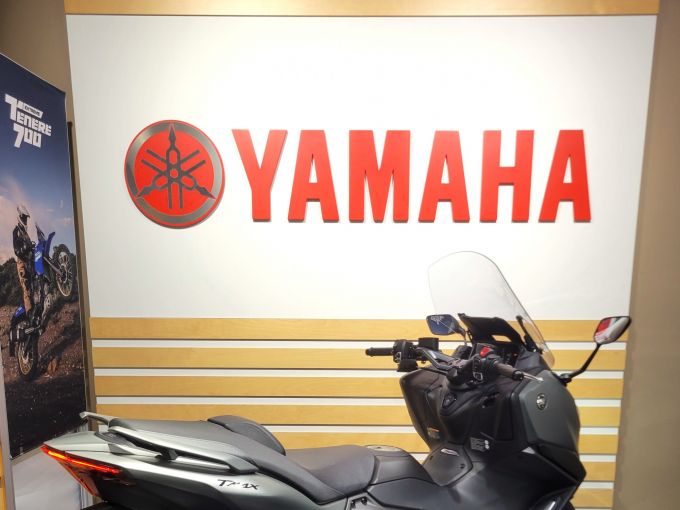 YAMAHA XP T-MAX 560 4