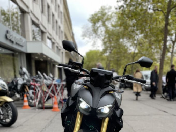 HONDA CB1000 Hornet SP 4