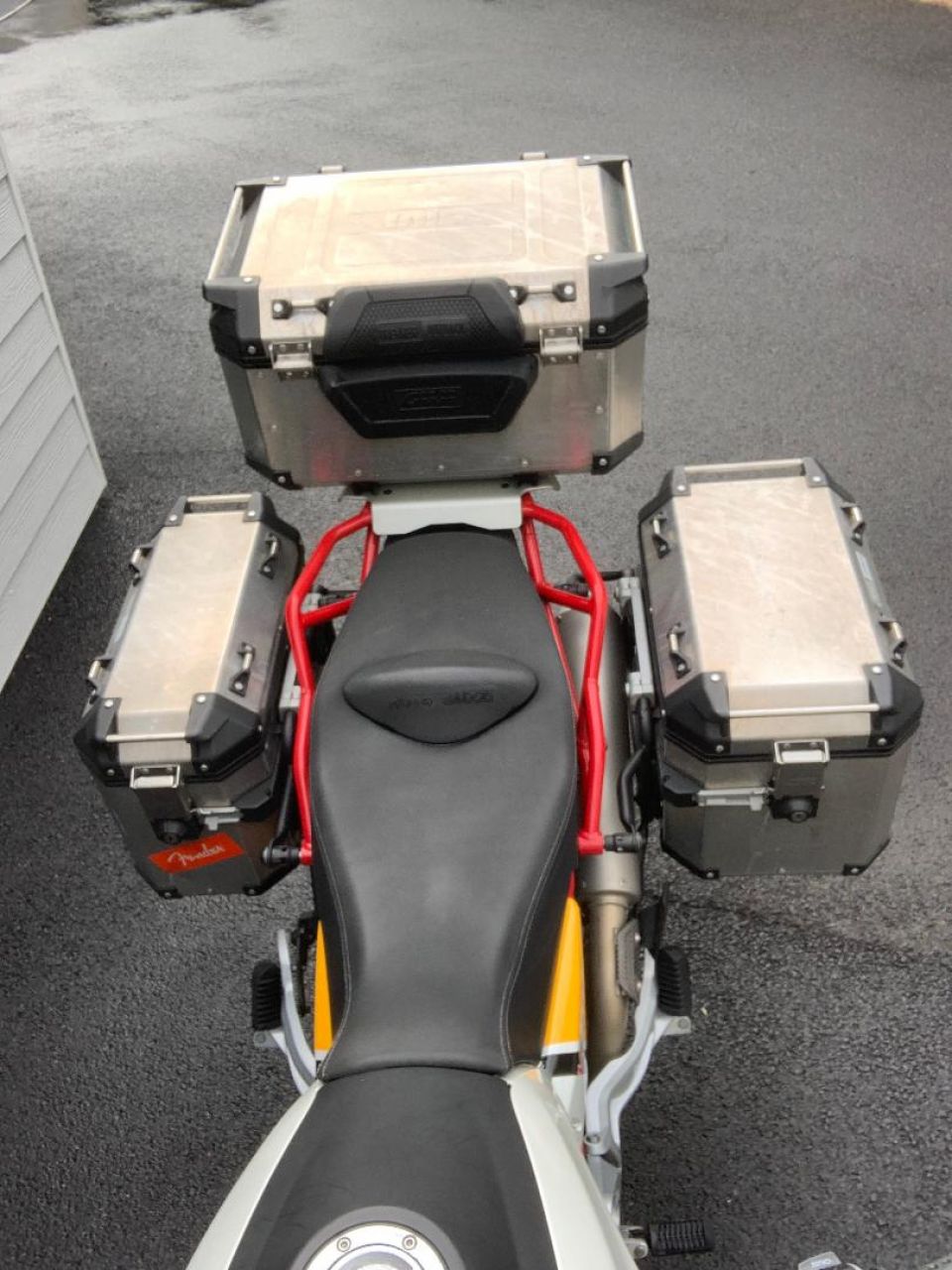 MOTO GUZZI V85 TT 850 4