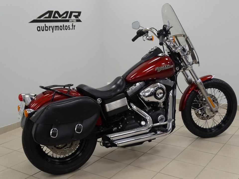 HARLEY-DAVIDSON DYNA STREET BOB 1584 4