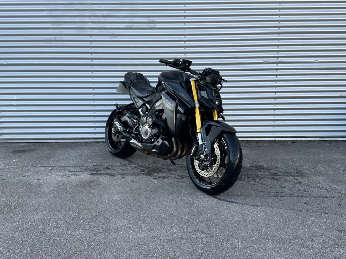 SUZUKI GSX-S 1000 ABS 4