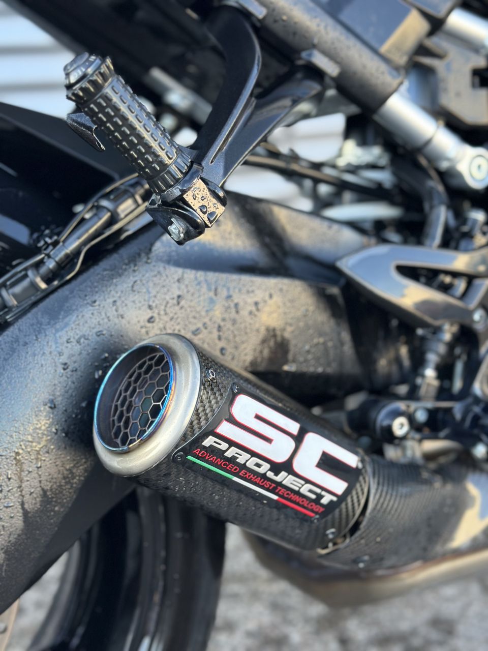 SUZUKI GSX-S 1000 ABS 4