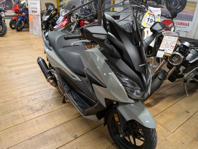 HONDA NSS FORZA 125 4