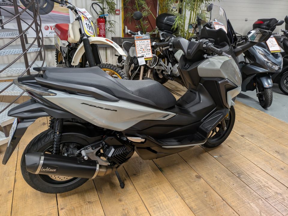 HONDA NSS FORZA 125 4