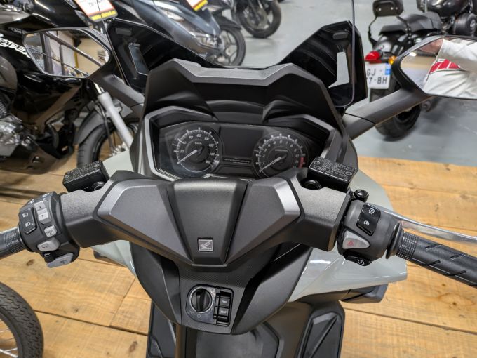 HONDA NSS FORZA 125 4