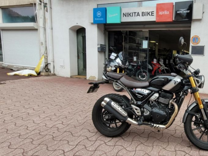 TRIUMPH Scrambler 400 X 4