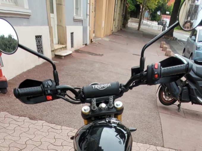 TRIUMPH Scrambler 400 X 4