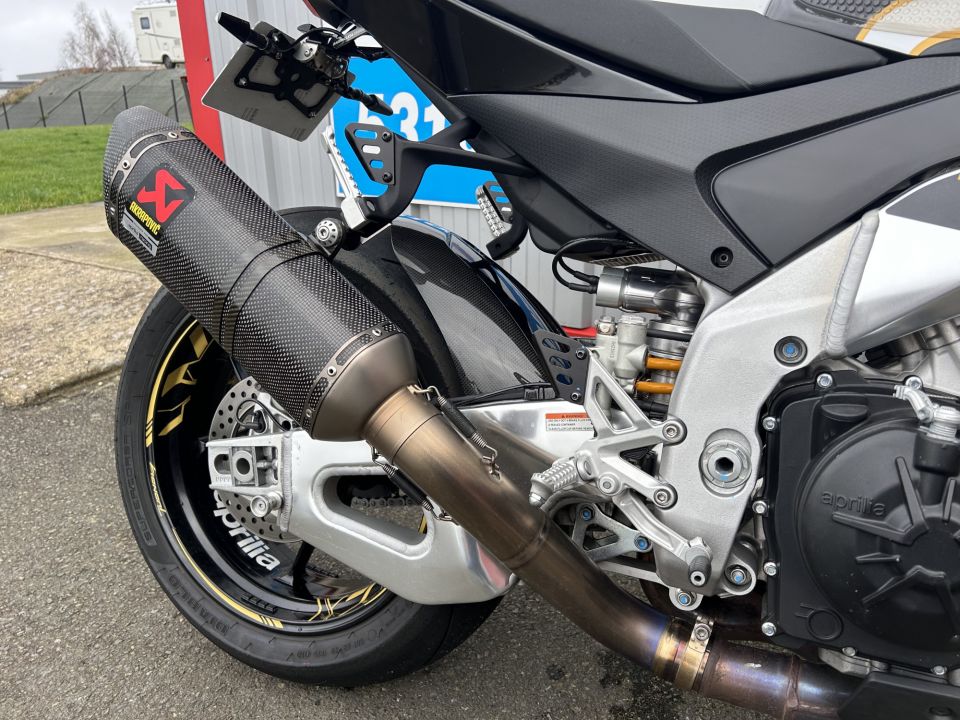 APRILIA TUONO 1100 V4 FACTORY 4