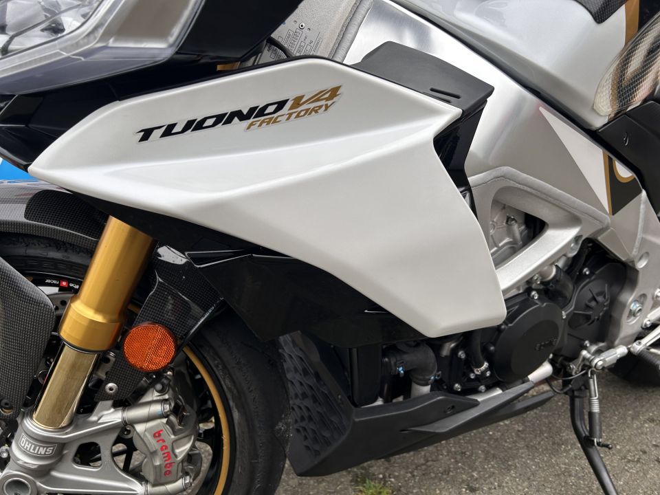 APRILIA TUONO 1100 V4 FACTORY 4