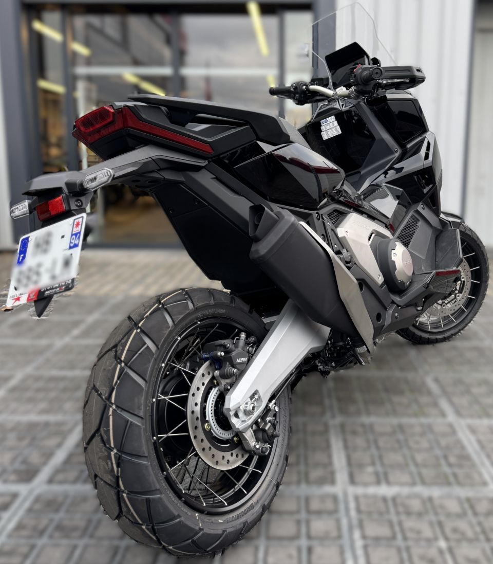 HONDA X-ADV 4