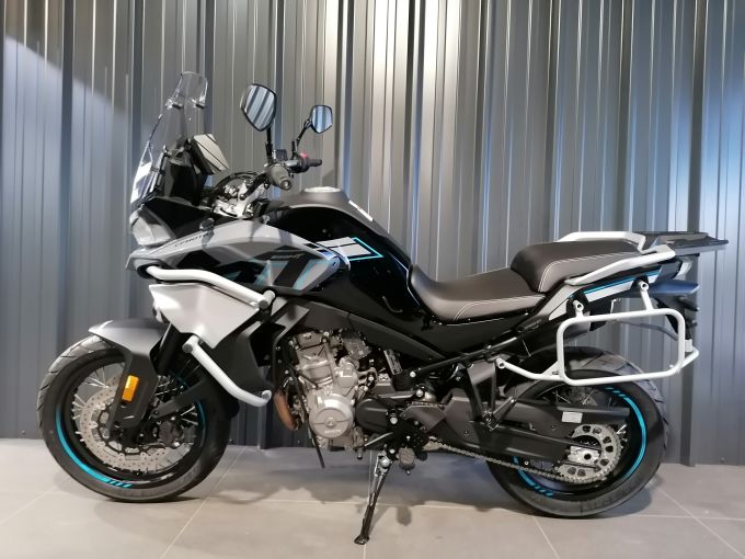 CF MOTO 800 MT Sport 4