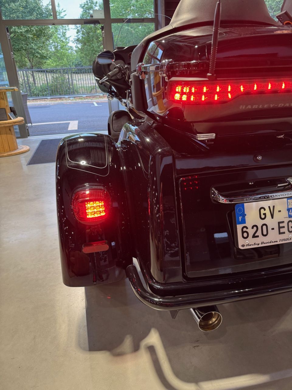 HARLEY-DAVIDSON TRIKE TRI GLIDE 1868 ULTRA 4