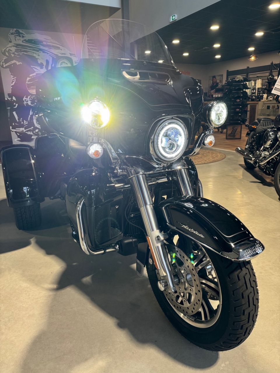 HARLEY-DAVIDSON TRIKE TRI GLIDE 1868 ULTRA 4