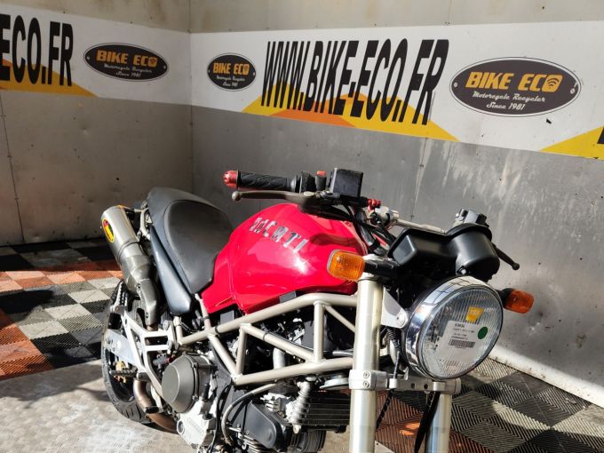 DUCATI 900 MONSTER 4