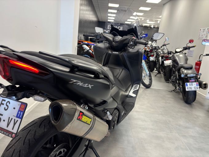 YAMAHA XP T-MAX 560 4