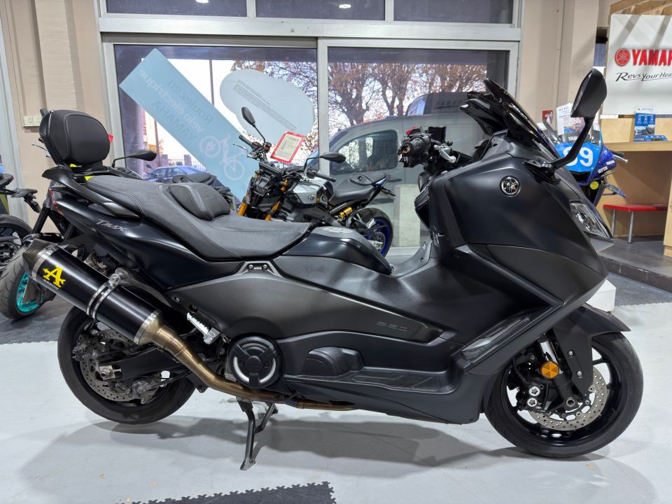 YAMAHA XP T-MAX 560 4