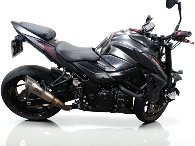 SUZUKI GSX 750 4