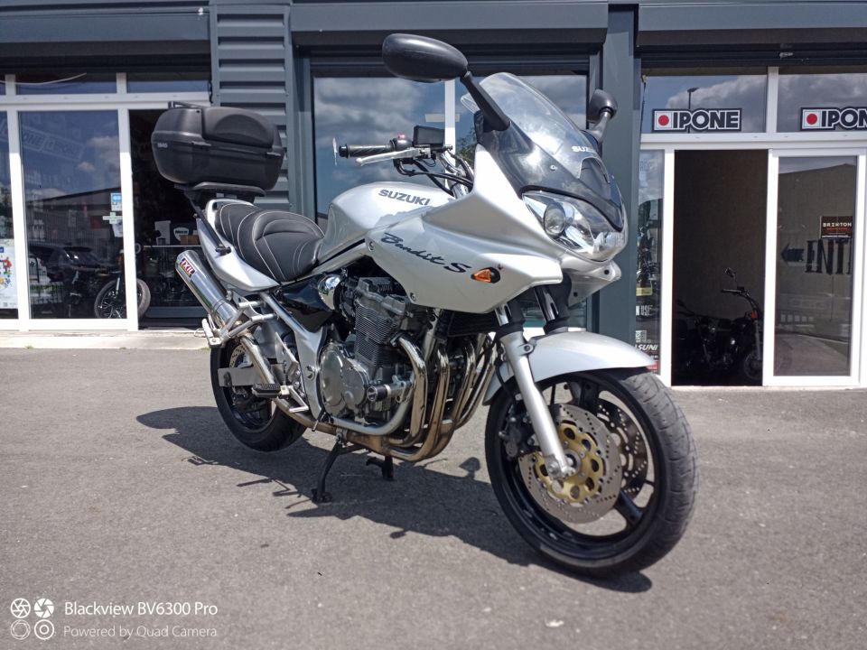 SUZUKI GSF 600 S BANDIT 4