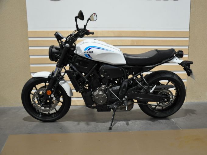 YAMAHA XSR 700 4