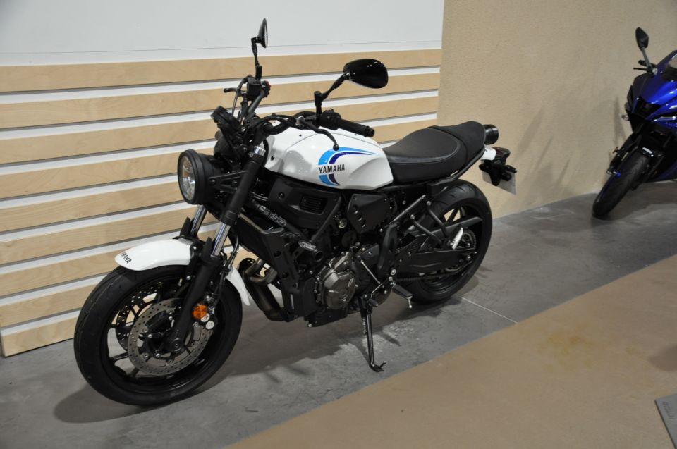YAMAHA XSR 700 4