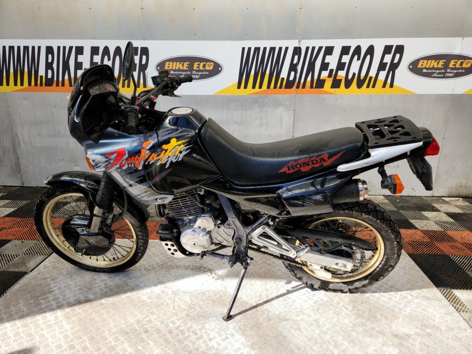 HONDA NX 650 DOMINATOR  4