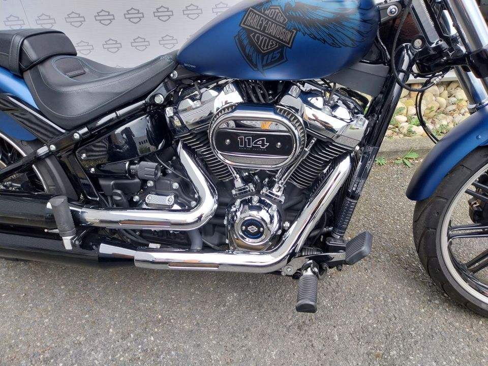 HARLEY-DAVIDSON SOFTAIL BREAKOUT 1868 4