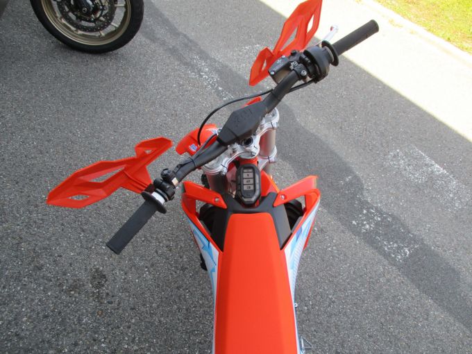 KTM SX-E 5 4