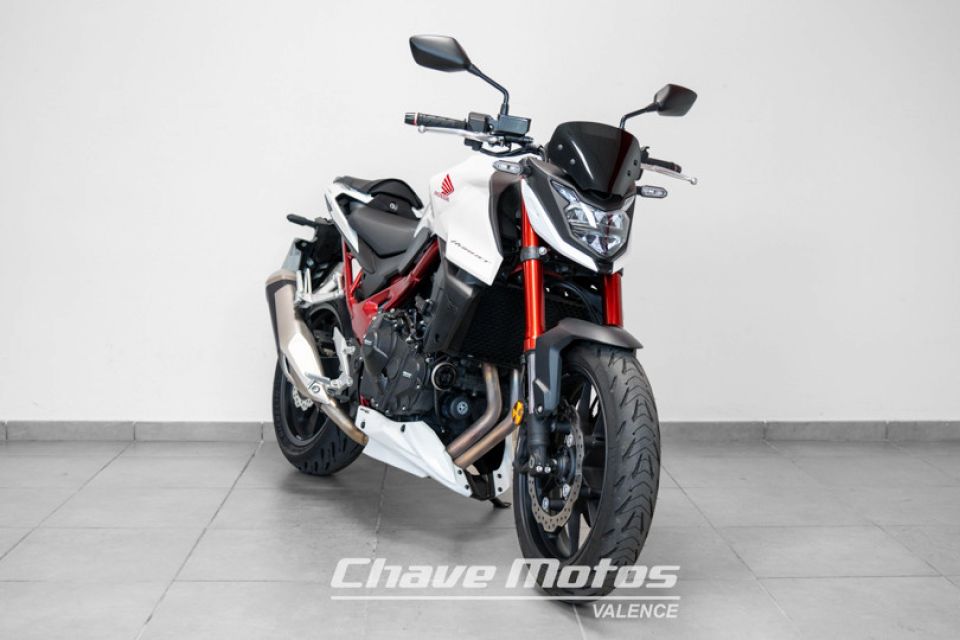 HONDA CB750 HORNET 4