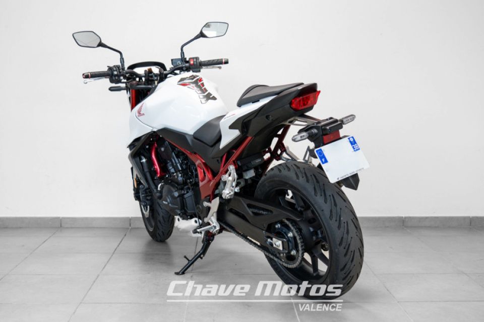 HONDA CB750 HORNET 4