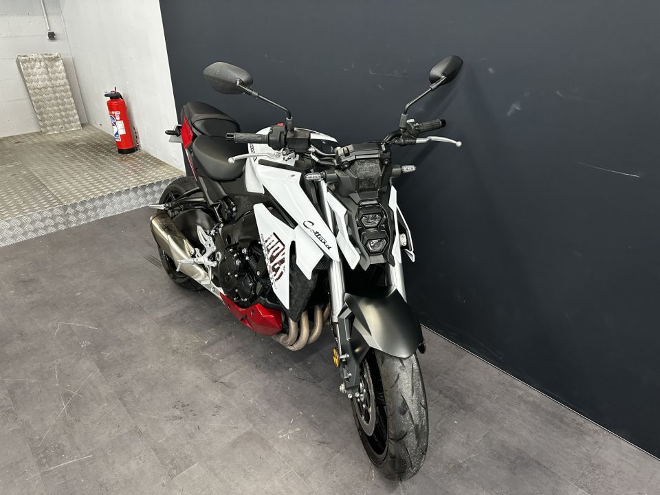 SUZUKI GSX-S 950 A2 4